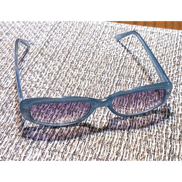 American Eagle Oval Sunglasses Blue - Picture 1 of 8